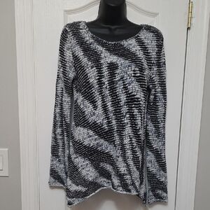 Monochrome Knit Long Sleeve Top